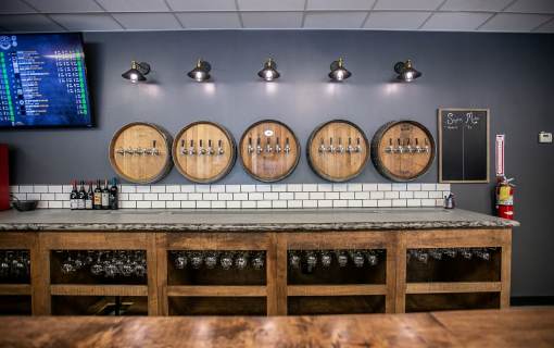 Pinkies Up Beer & Wine